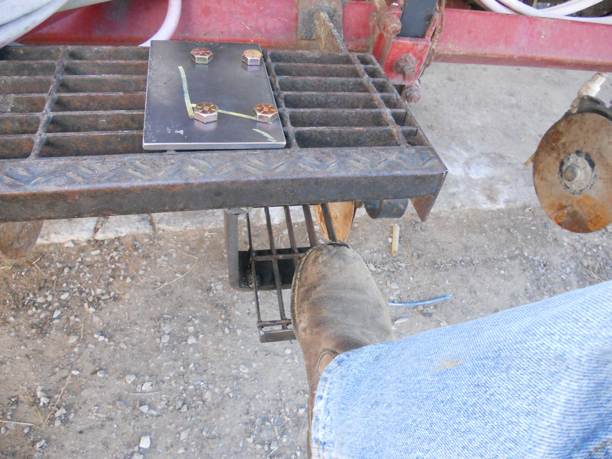 Spring-Loaded Step – Disability Work Tools